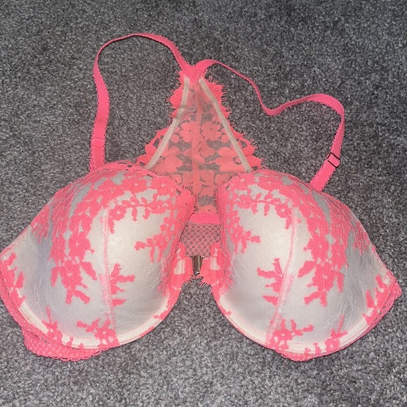 Victoria's Secret Dream Angels Lined Demi Bra - Picture 5 of 7